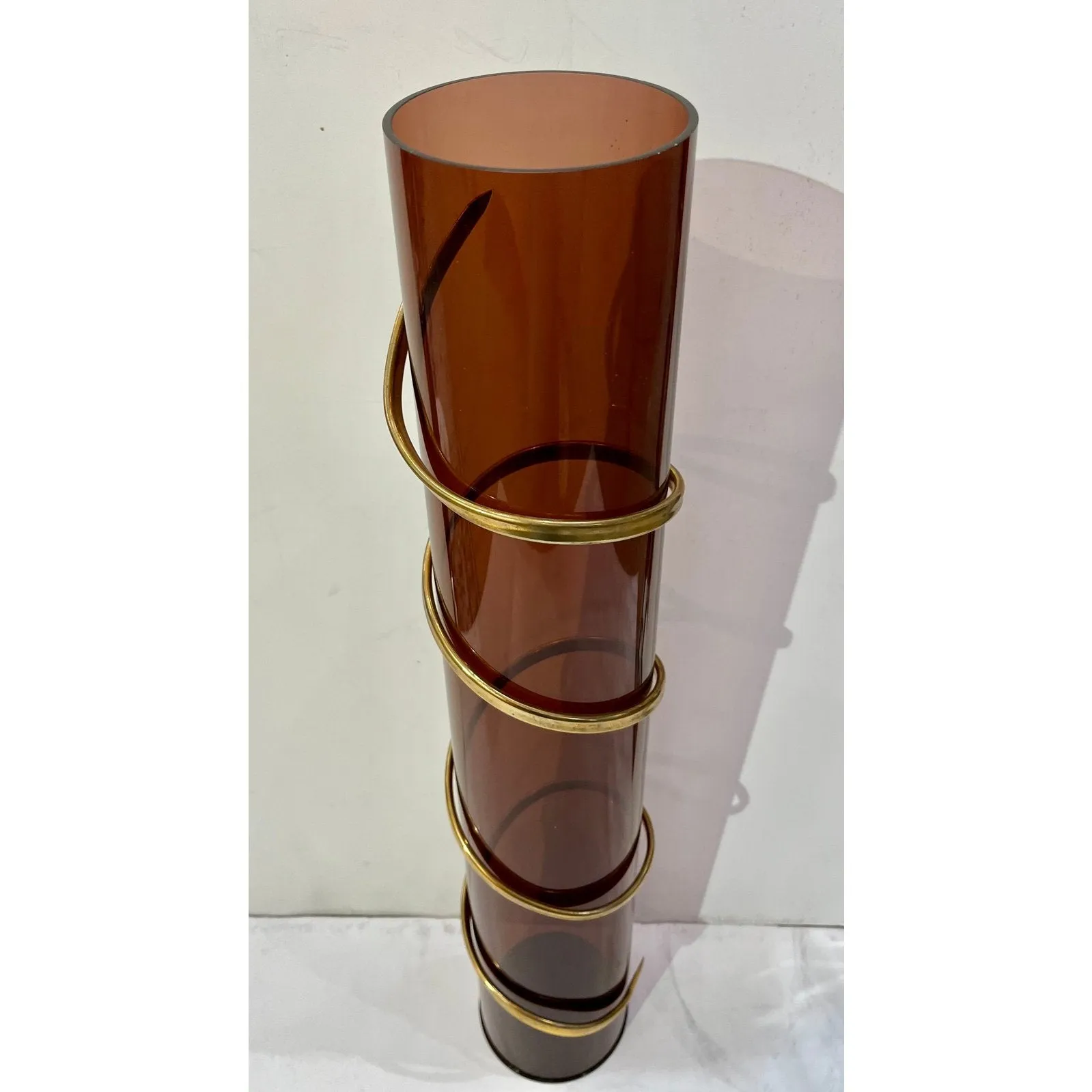 1970s Italian Organic Brass Snake Swirls Brown Lucite Tall Vase