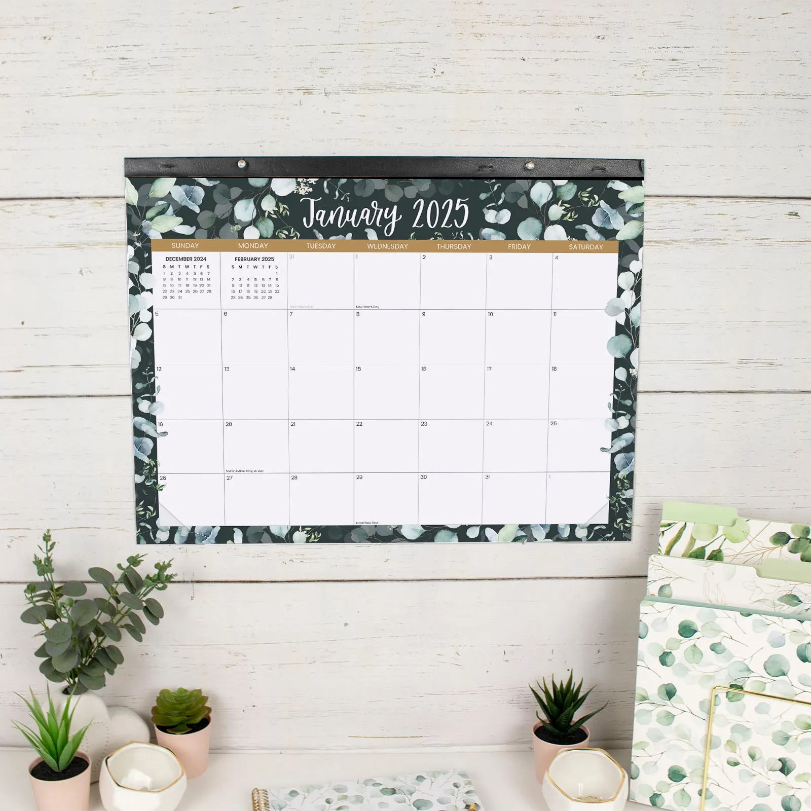 2025 Desk & Wall Calendar, 16" x 21", Greenery