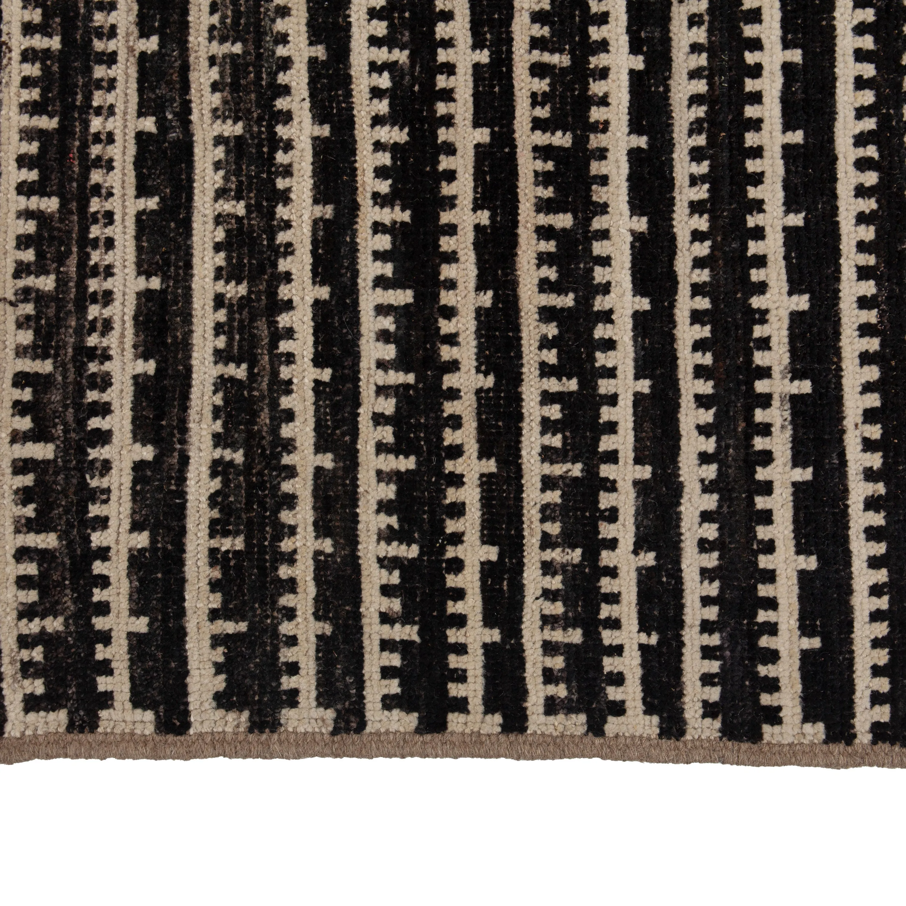 Black & Beige Zameen Transitional Wool Rug - 11'8" x 15'8"