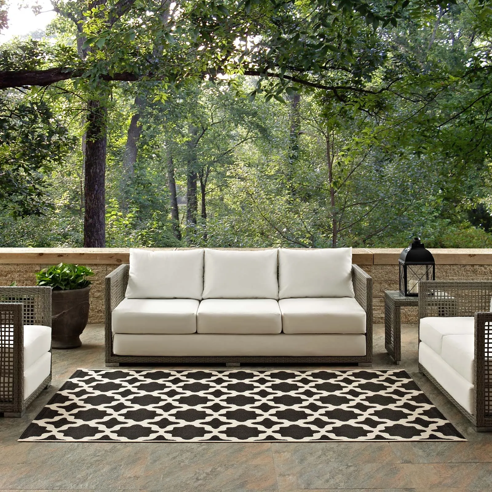 Cerelia Moroccan Trellis Indoor and Outdoor Area Rug