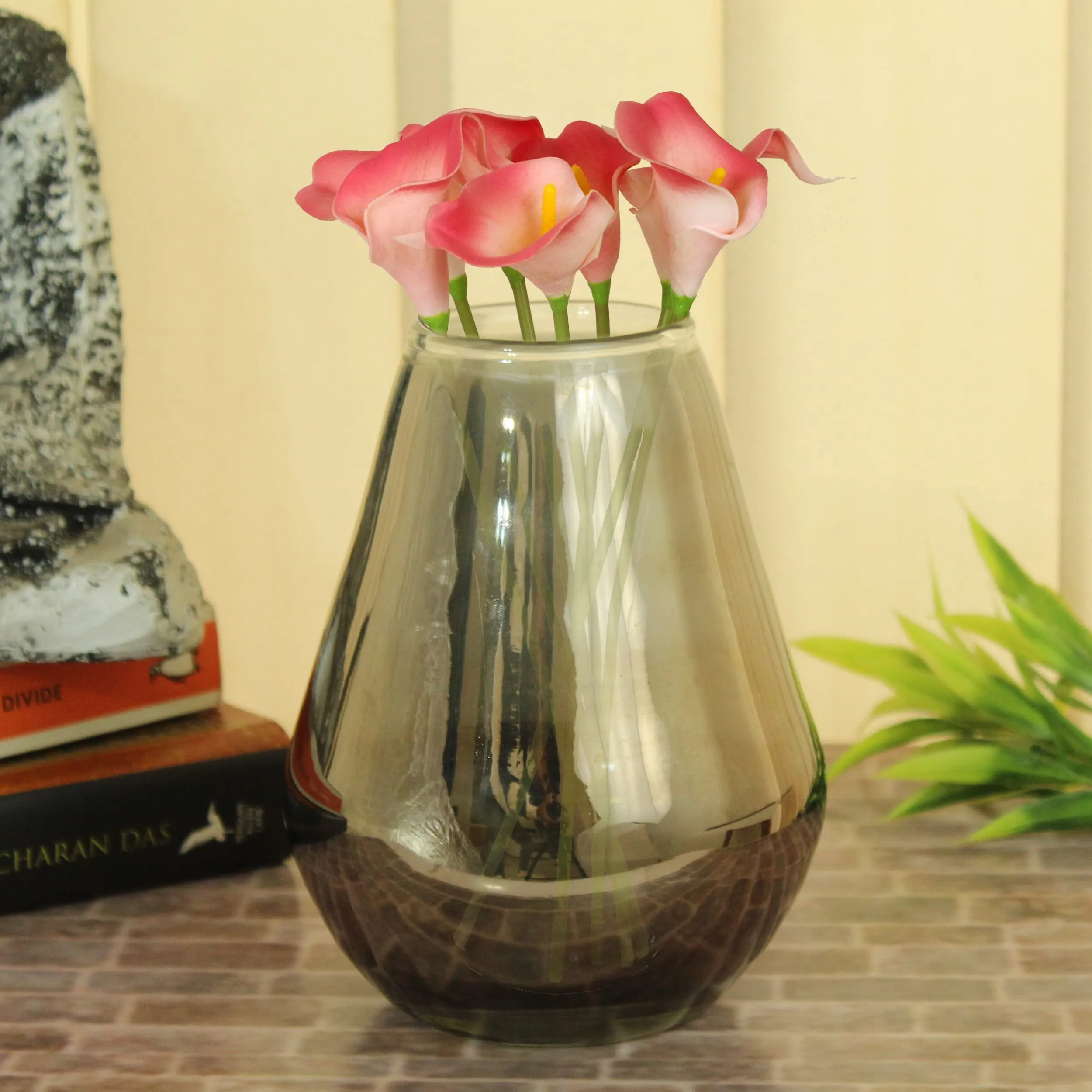 TIED RIBBONS Decorative Glass Flower Vase for Flowers Plants Home Decor Offiice Living Room Bedroom Hall Table Top Gifting Decorations Items (Black, 17 m x 7 cm)