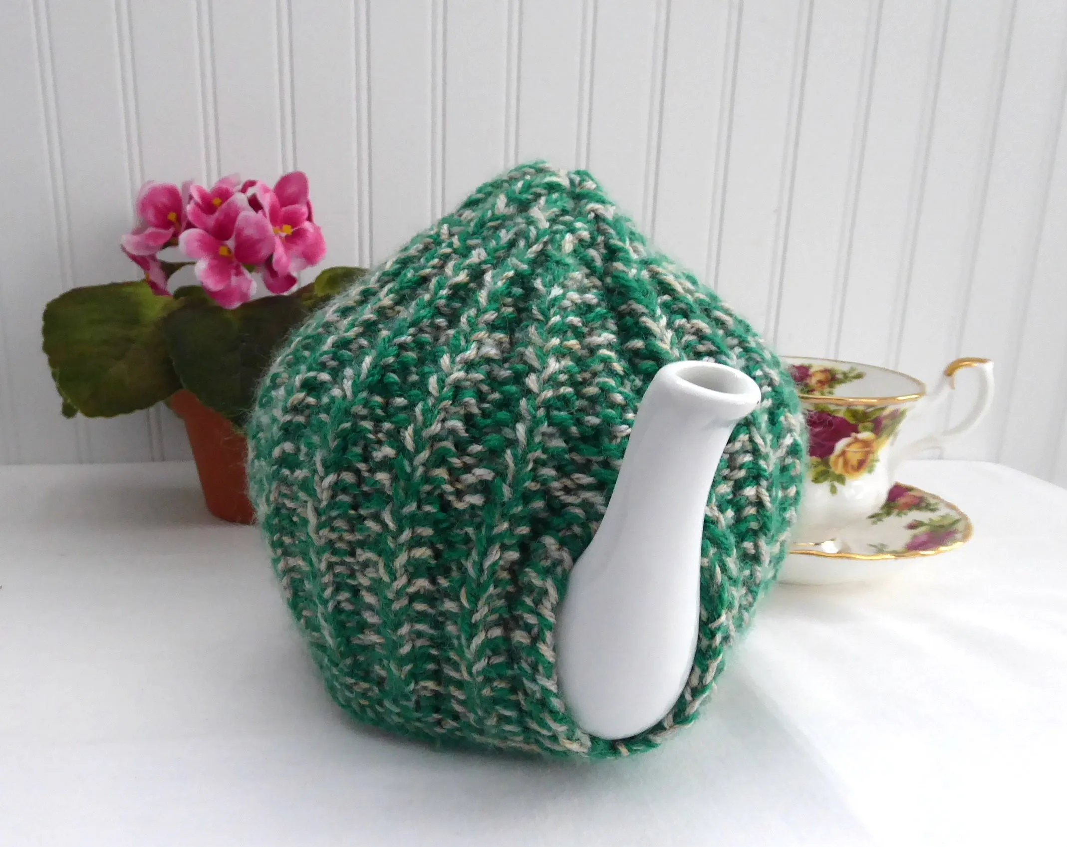 Variegated Medium English Tea Cozy Green Tan Cosy Knitted Stretchy 1970s Tea Cosy