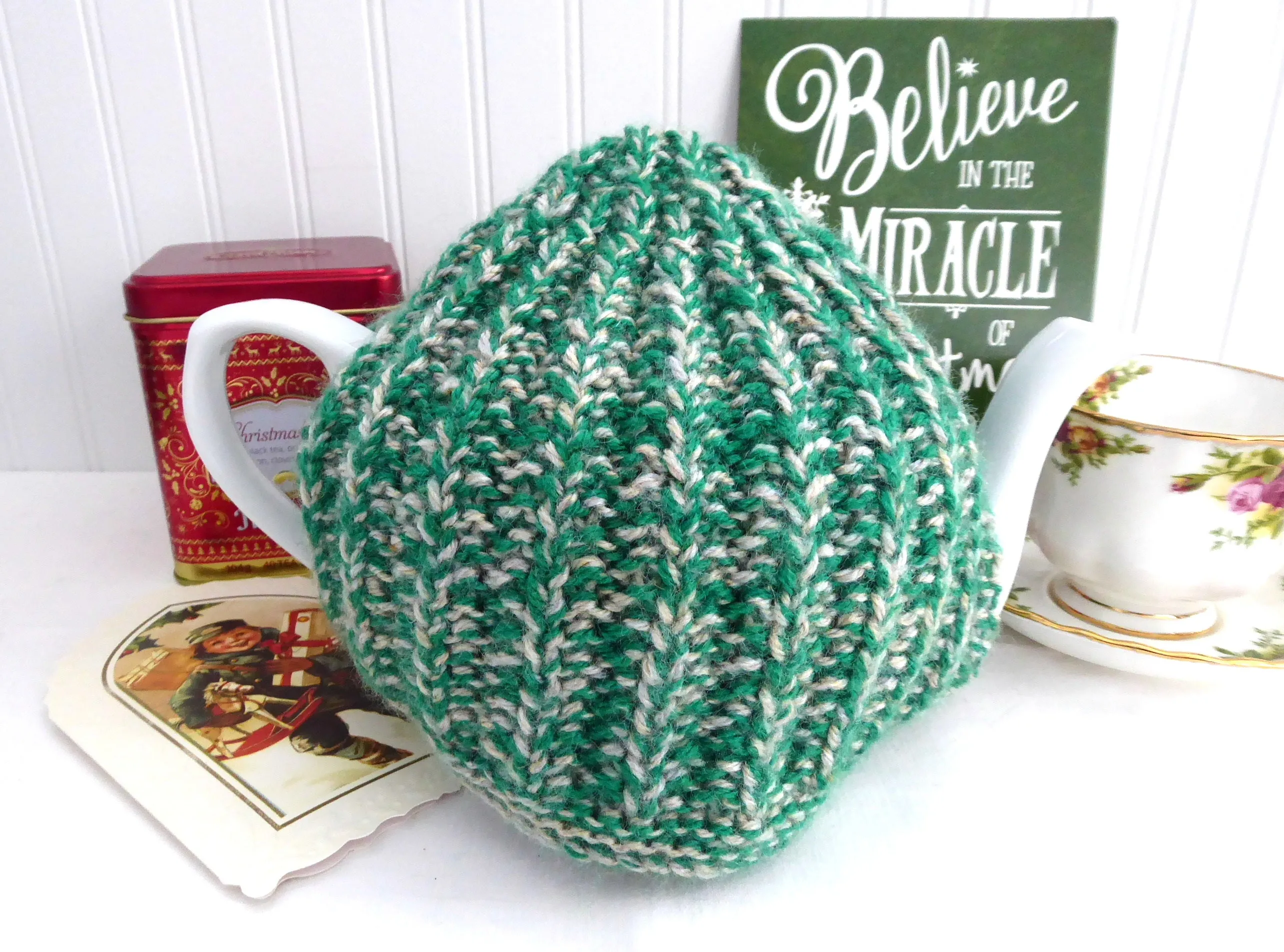 Variegated Medium English Tea Cozy Green Tan Cosy Knitted Stretchy 1970s Tea Cosy